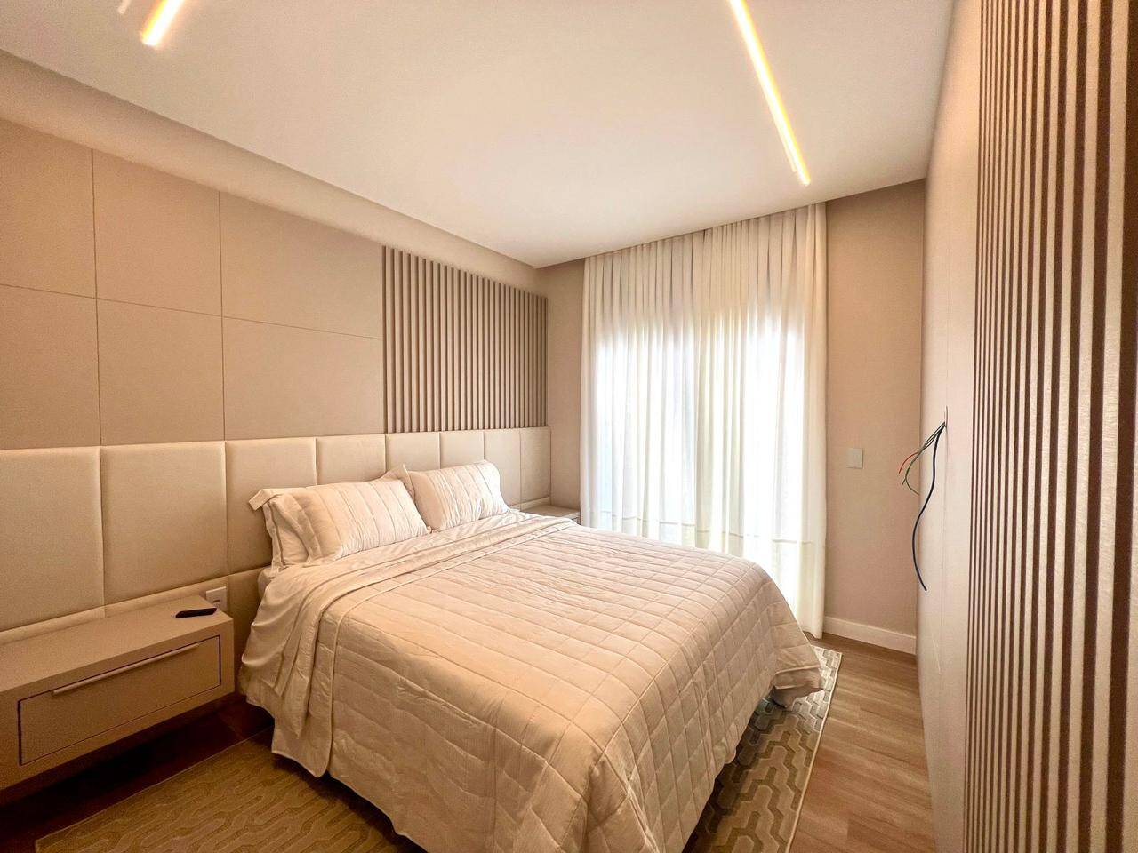 Casa, 4 quartos, 285 m² - Foto 4