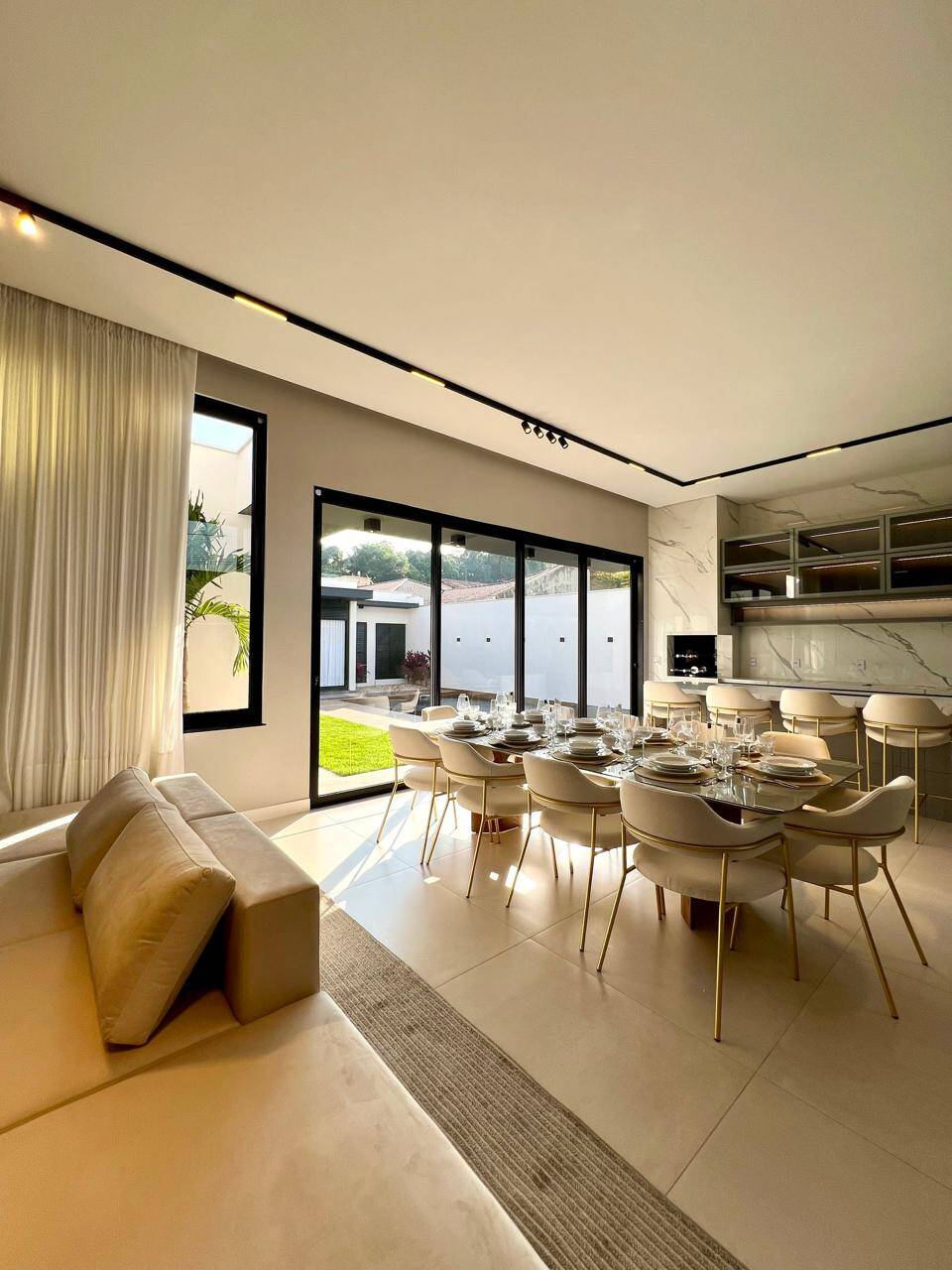 Casa, 4 quartos, 285 m² - Foto 6