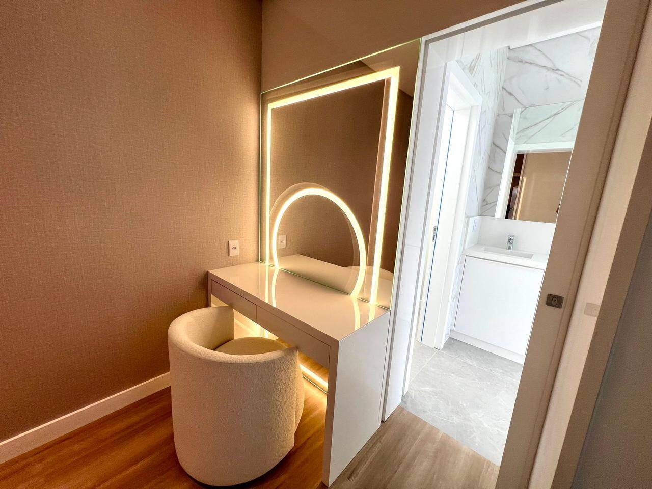 Casa, 4 quartos, 285 m² - Foto 9