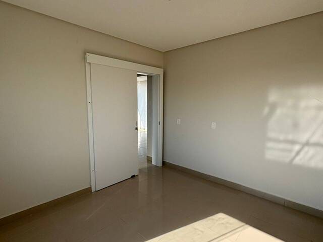 #30 - Apartamento para Venda em Barra Velha - SC - 2