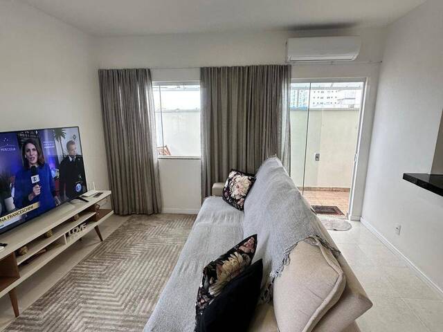 #81 - Apartamento para Venda em Penha - SC - 2