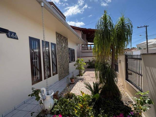 #92 - Casa para Venda em Barra Velha - SC - 2