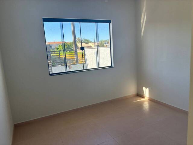 #121 - Apartamento para Venda em Barra Velha - SC